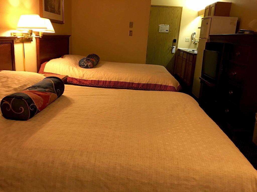 Midway Inn Бремертон Экстерьер фото